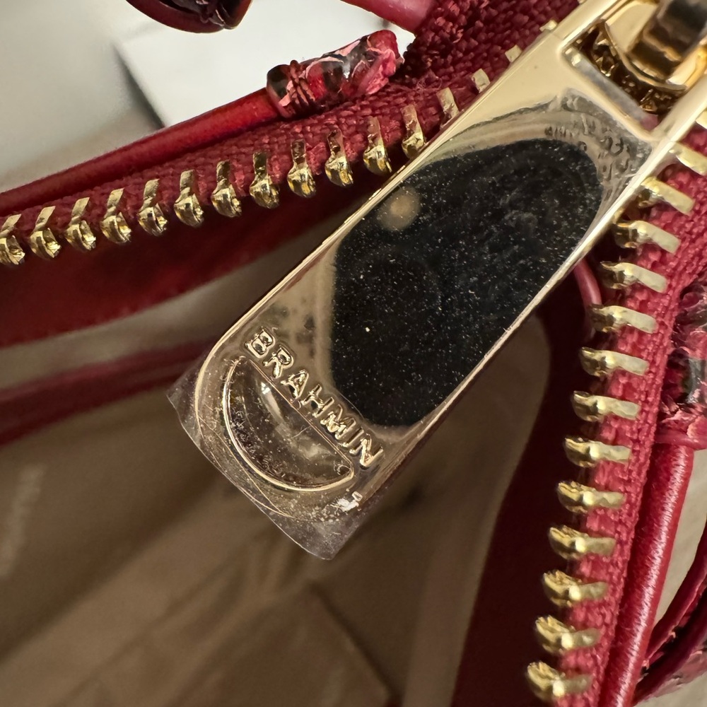 Brahmin Red Leather crossbody bag. - Picture 7 of 16